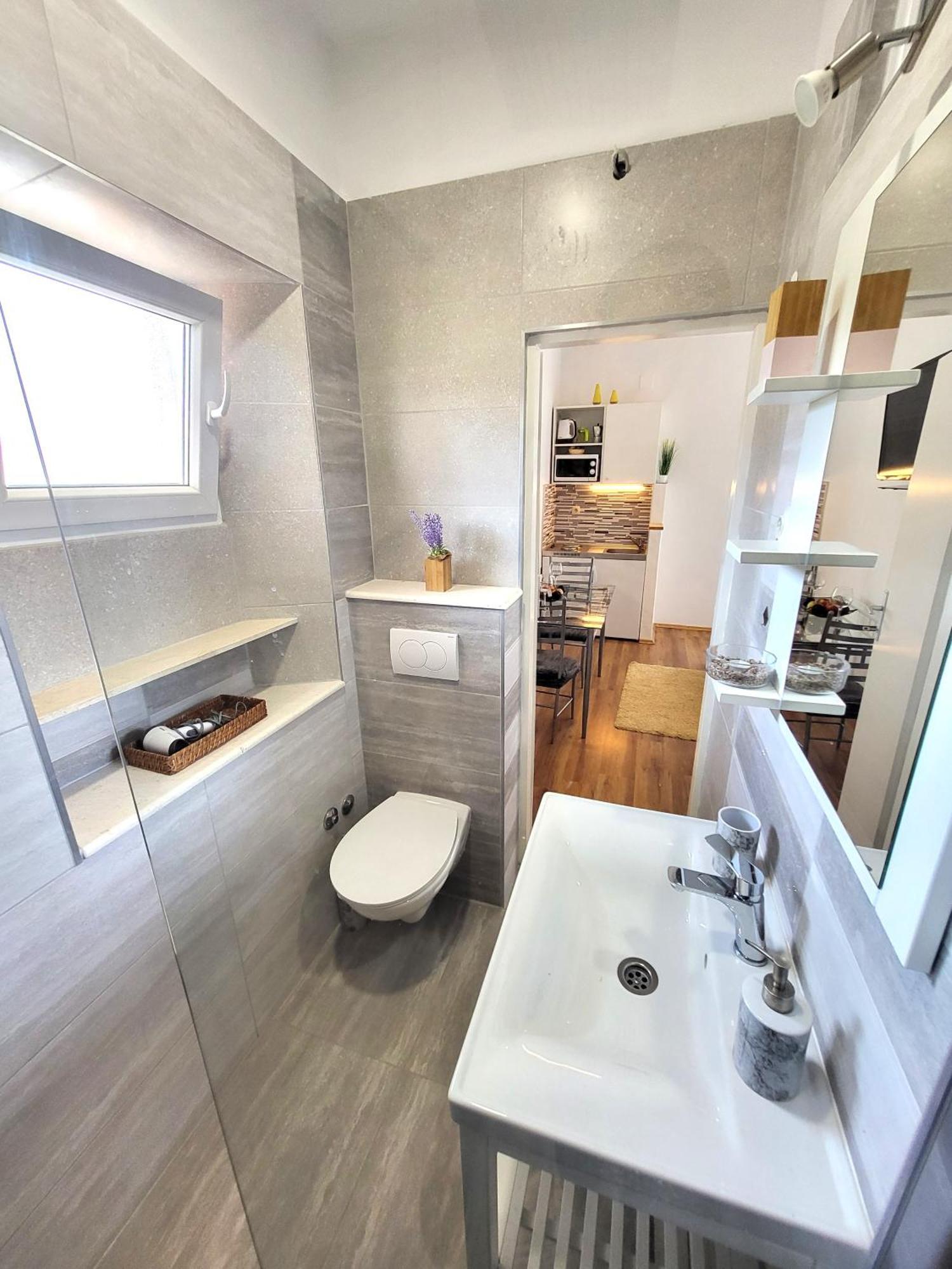 Apartments Vrisnik Jelsa  Kültér fotó
